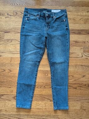 Gap True Skinny Mid Rise Jeans